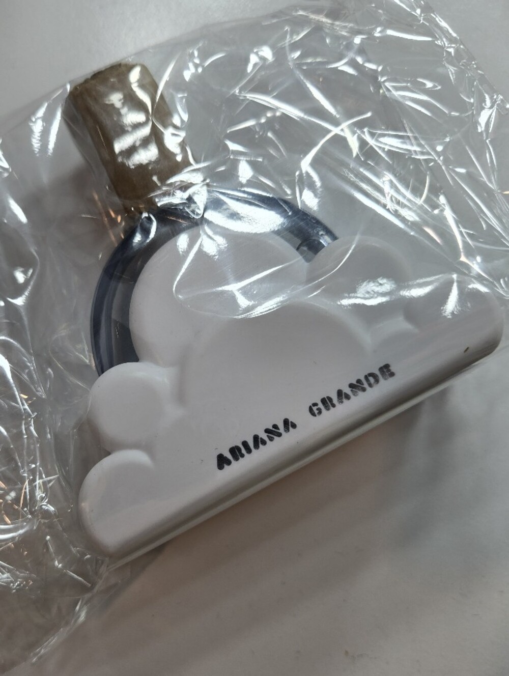 Ariana Grande White Cloud Perfume